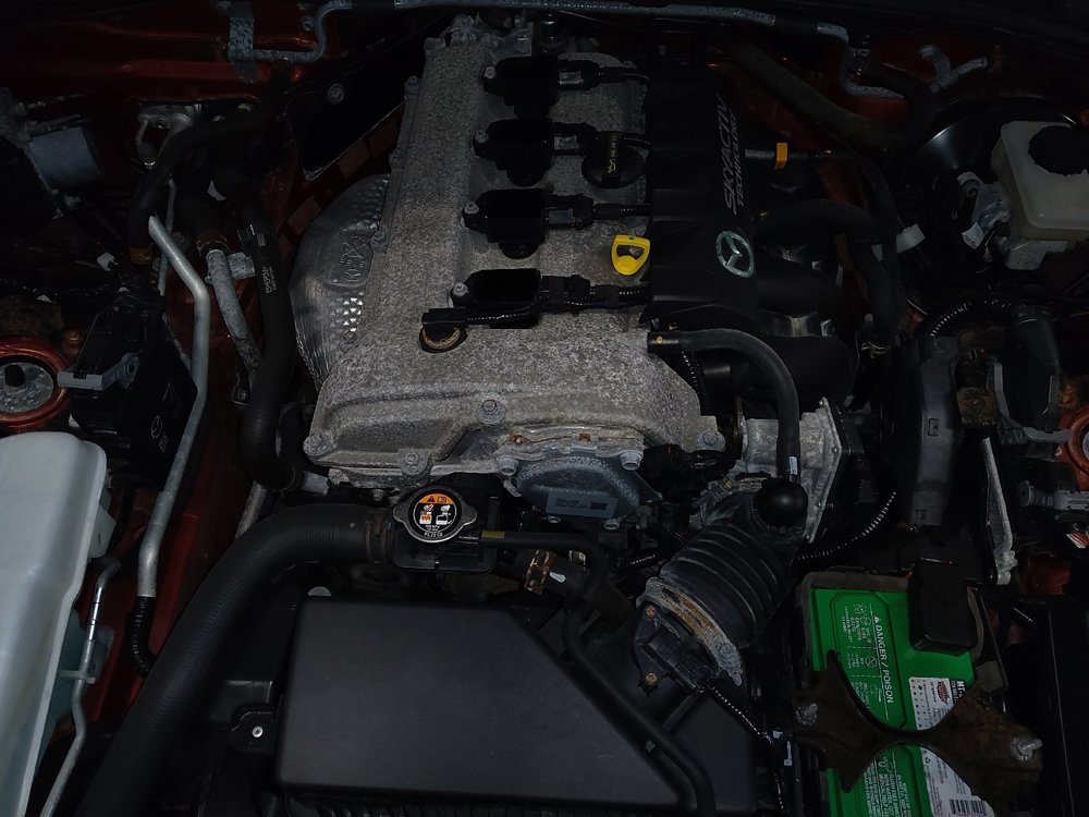 Used 2016 MAZDA MX-5 Miata Sport image 30