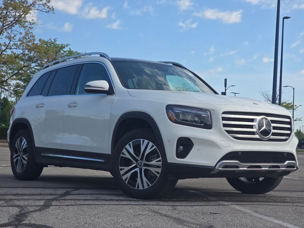 Certified 2024 Mercedes-Benz GLB 250 4MATIC image 2