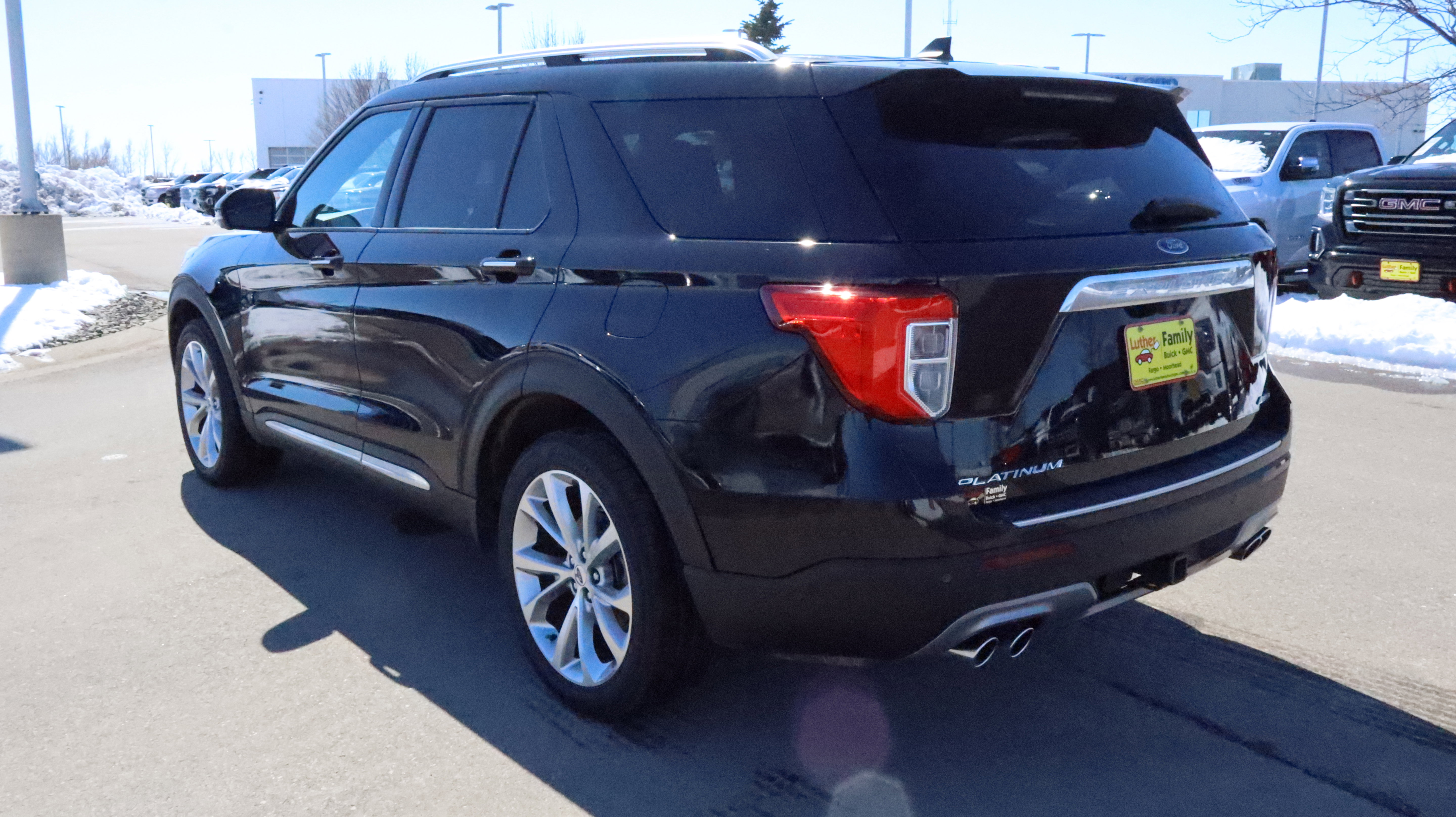 Used 2021 Ford Explorer Platinum w/ Equipment Group 601A image 5