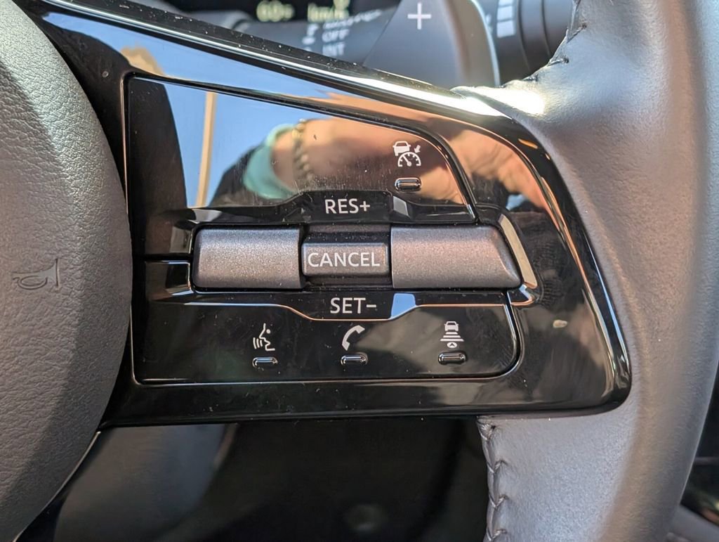 Certified 2024 Nissan Z Sport w/ Floor Mat Package image 24