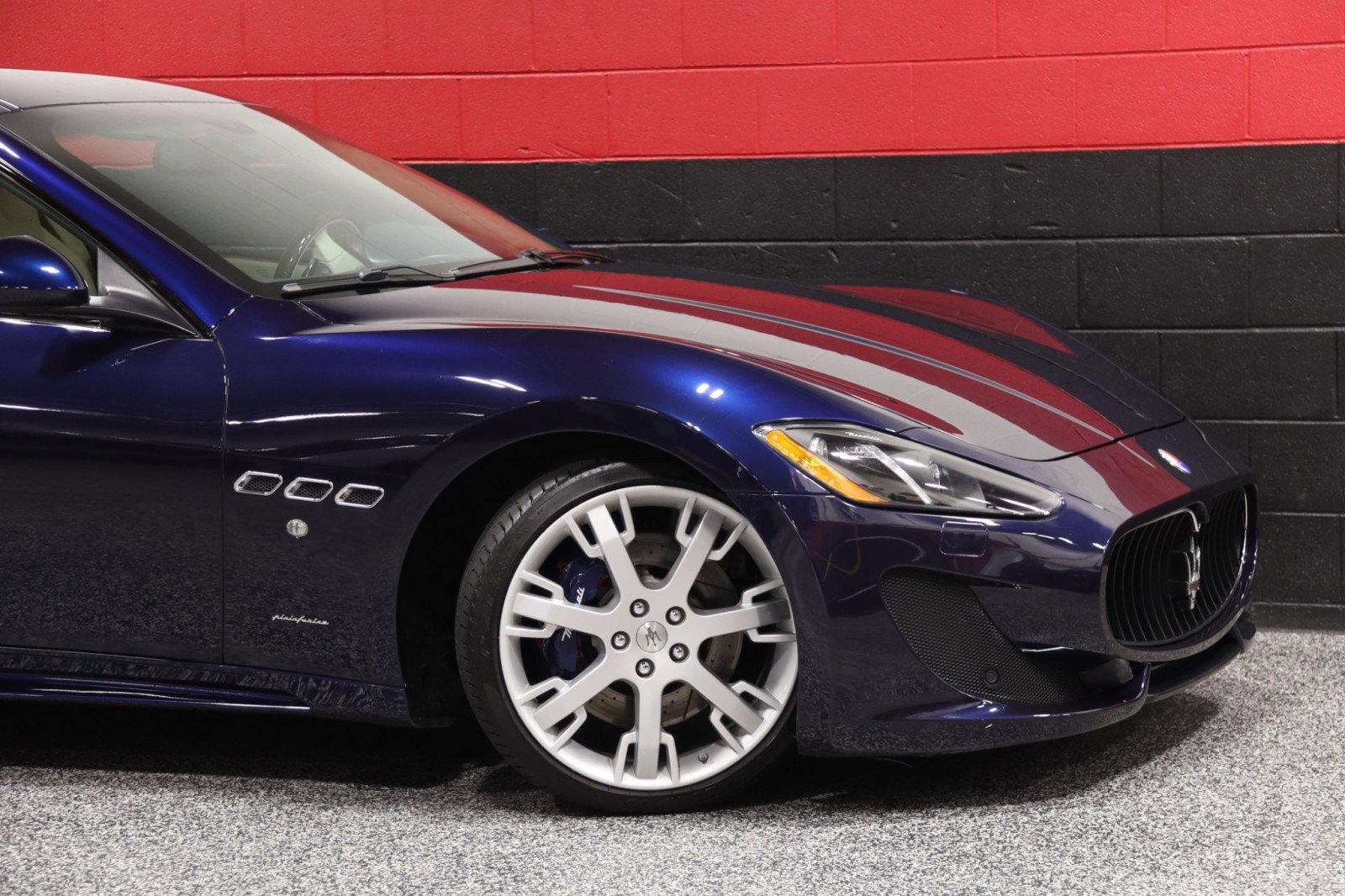 Used 2014 Maserati GranTurismo Sport RWD image 3