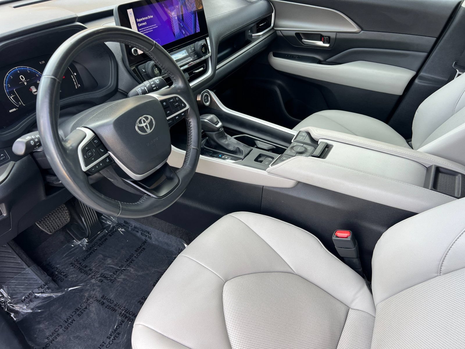Used 2024 Toyota Grand Highlander AWD image 9