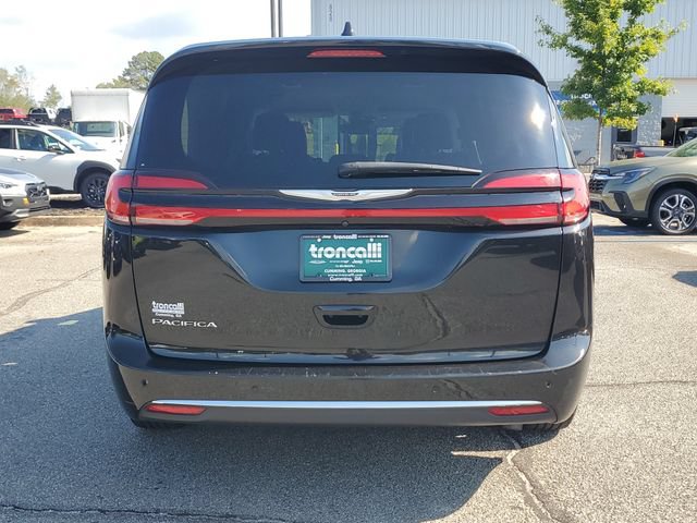 Certified 2023 Chrysler Pacifica Touring-L FWD image 7