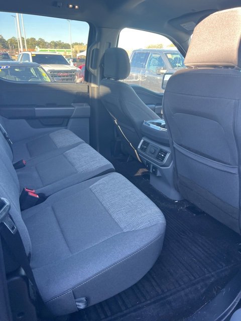 Used 2022 Ford F150 Lightning XLT image 12