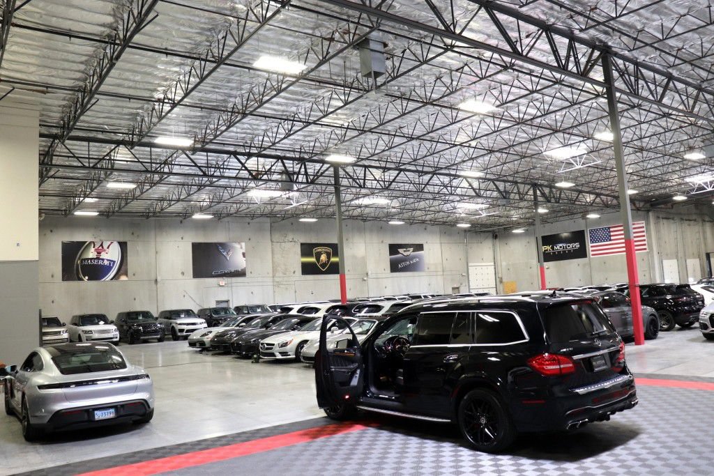 Used 2018 Mercedes-Benz GLS 63 AMG 4MATIC w/ Accessory Chrome Package image 14