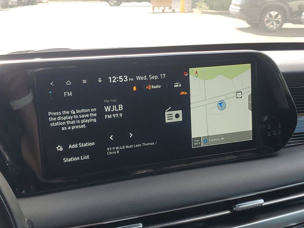 Used 2024 Hyundai Palisade Calligraphy image 21