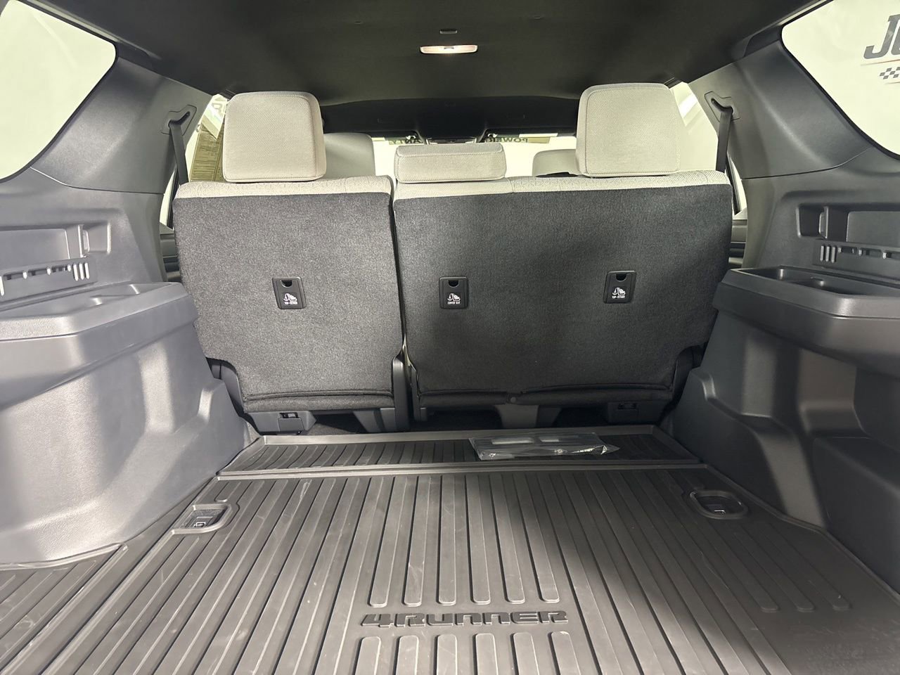 Used 2026 Toyota 4Runner SR5 image 22