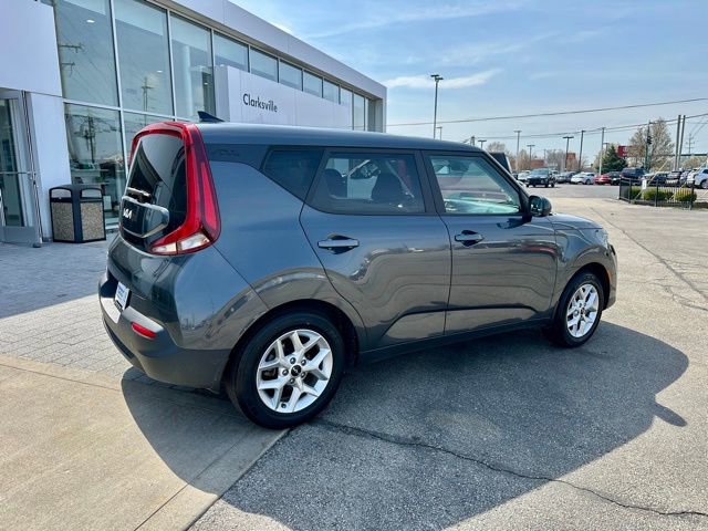 Used 2022 Kia Soul LX w/ Technology Package image 7