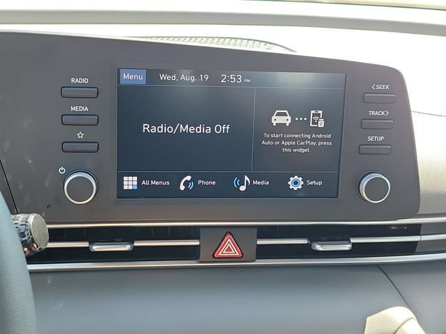 Certified 2026 Hyundai Elantra SE FWD image 10