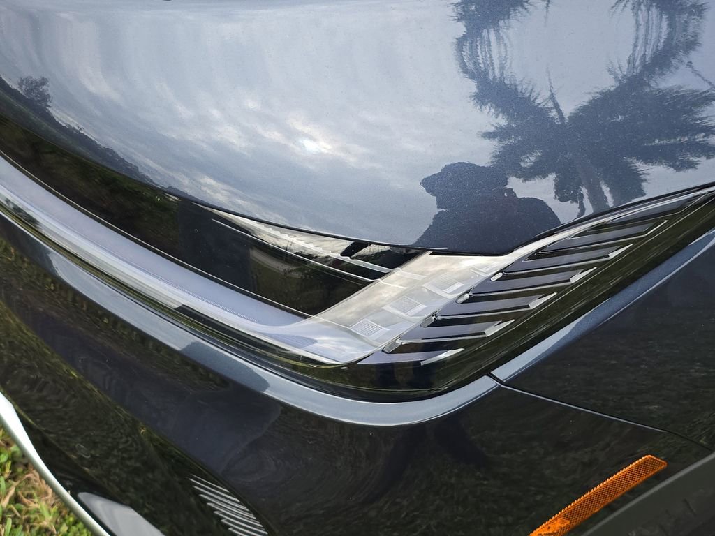 Used 2024 Lincoln Nautilus Premier image 7