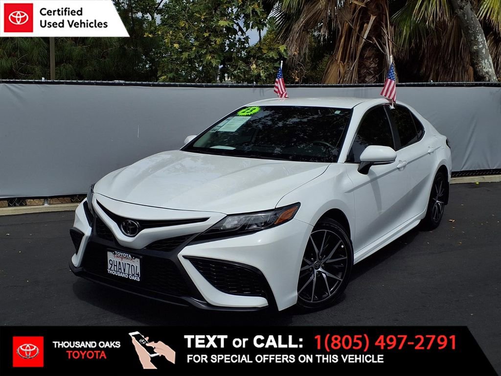 Certified 2023 Toyota Camry SE FWD image 1