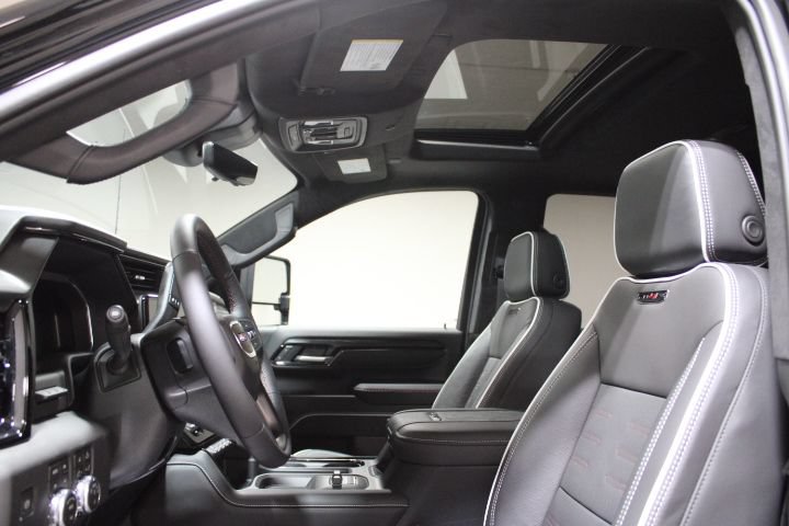 New 2026 GMC Sierra 2500 AT4X AWD/4WD image 4