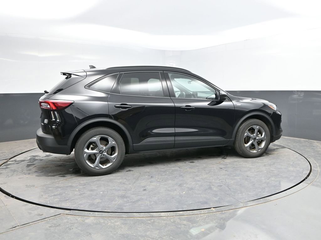 Used 2025 Ford Escape ST-Line AWD/4WD image 10