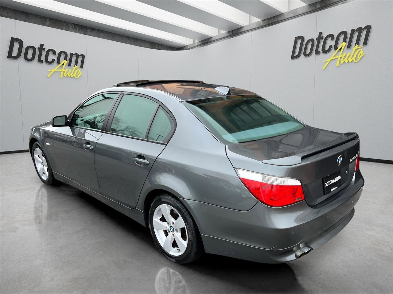 Used 2006 BMW 530xi Sedan image 5