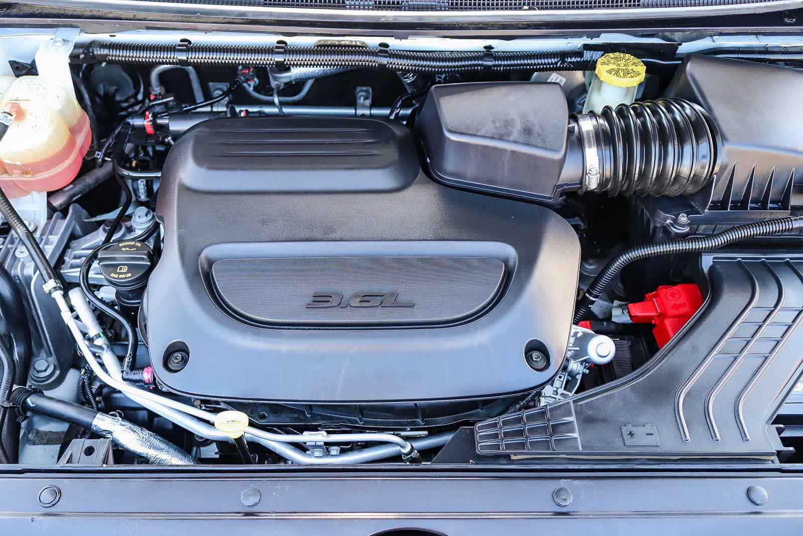 Used 2022 Chrysler Pacifica Touring-L FWD image 27