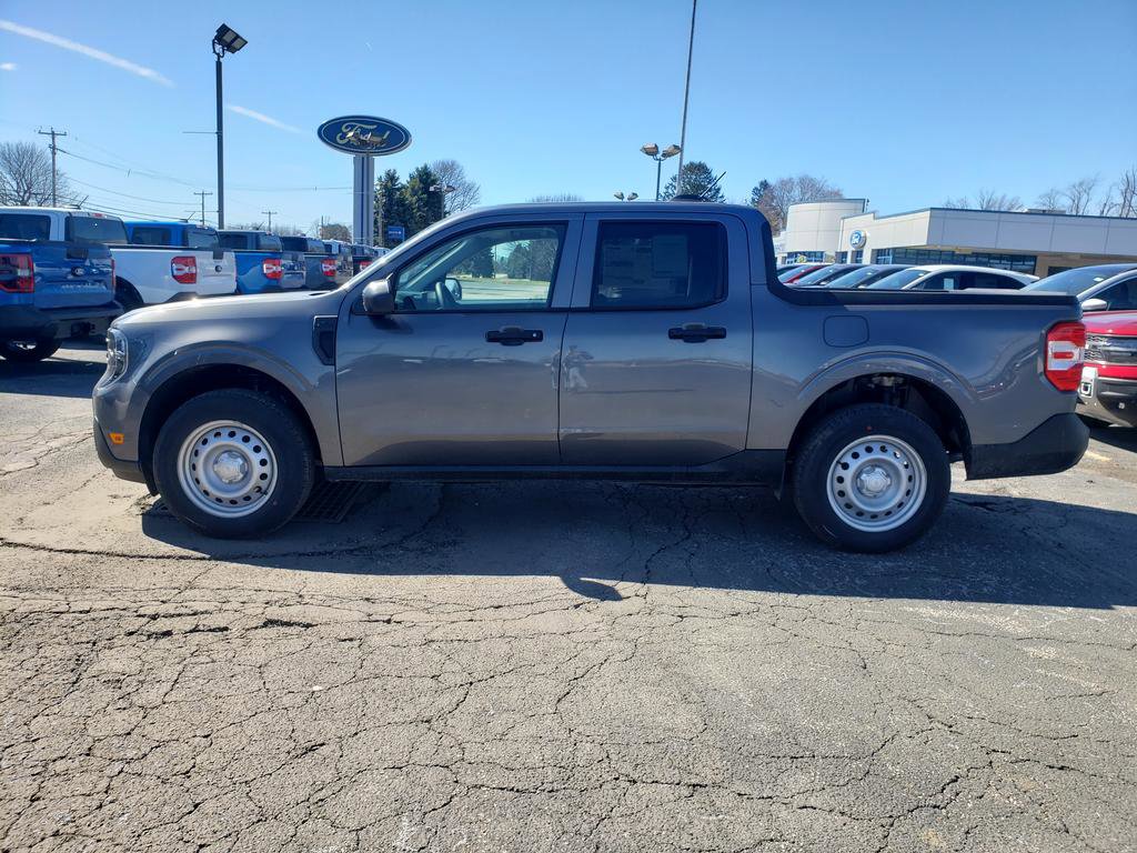 New 2026 Ford Maverick XL image 7