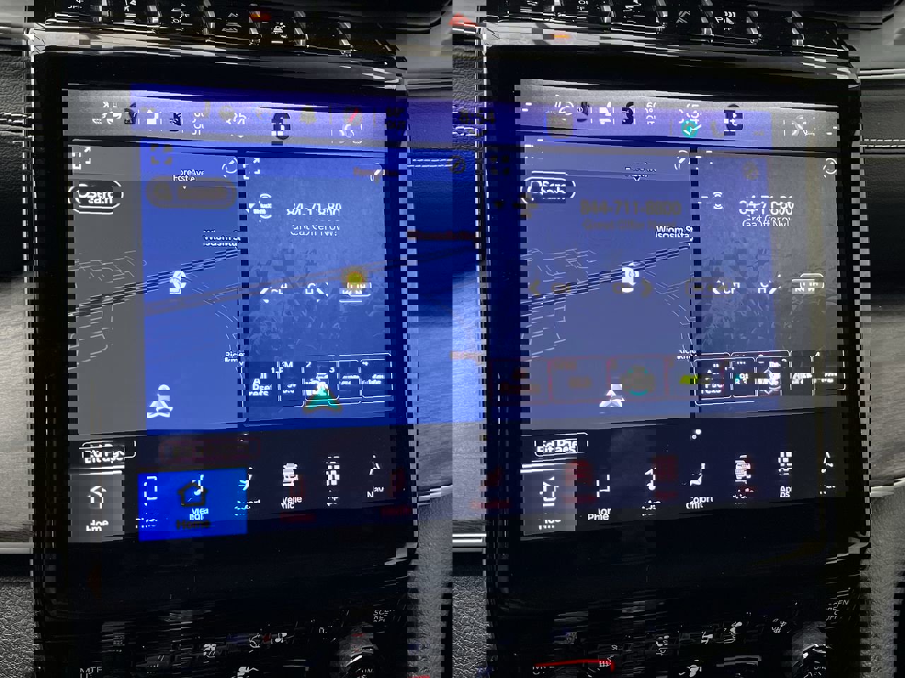 Used 2024 Jeep Grand Cherokee L Limited w/ Luxury Tech Group II image 21