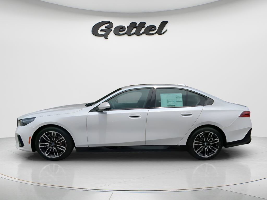 Certified 2026 BMW 530i w/ M Sport Package RWD image 8
