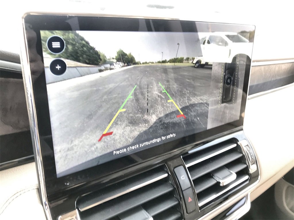 Used 2024 Lincoln Navigator Premiere image 17