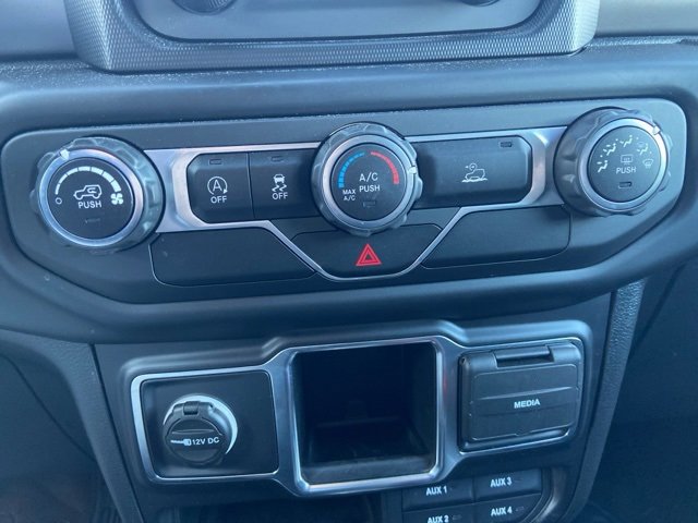 Used 2021 Jeep Wrangler Unlimited Sport image 24