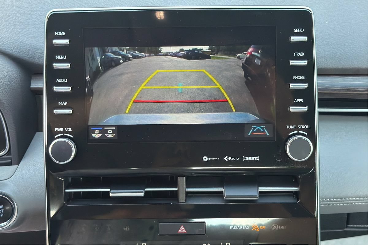 Used 2019 Toyota Avalon XLE w/ Moonroof Package FWD image 31