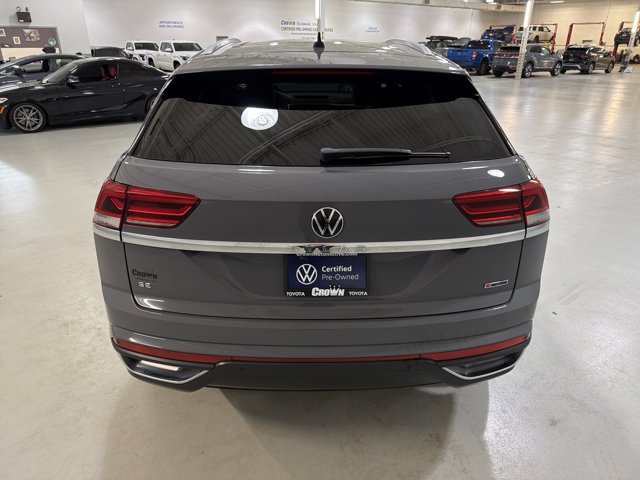 Certified 2021 Volkswagen Atlas Cross Sport SE w/ Panoramic Sunroof Package AWD/4WD image 6
