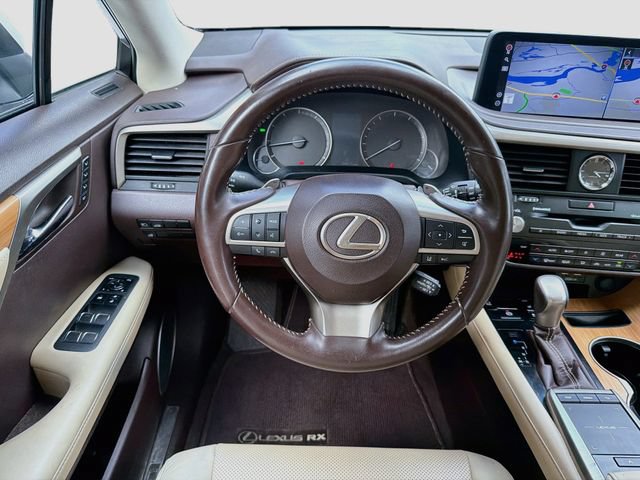 Used 2020 Lexus RX 350L Premium w/ Premium Package AWD/4WD image 22