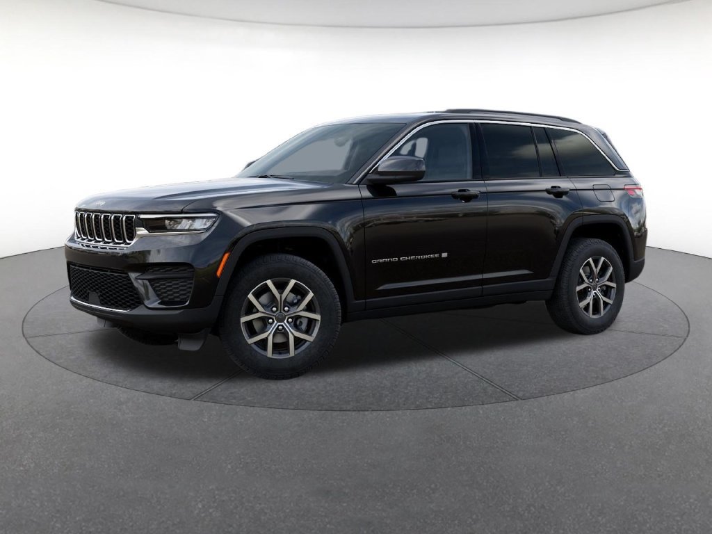New 2027 Jeep Grand Cherokee Laredo X AWD/4WD image 2