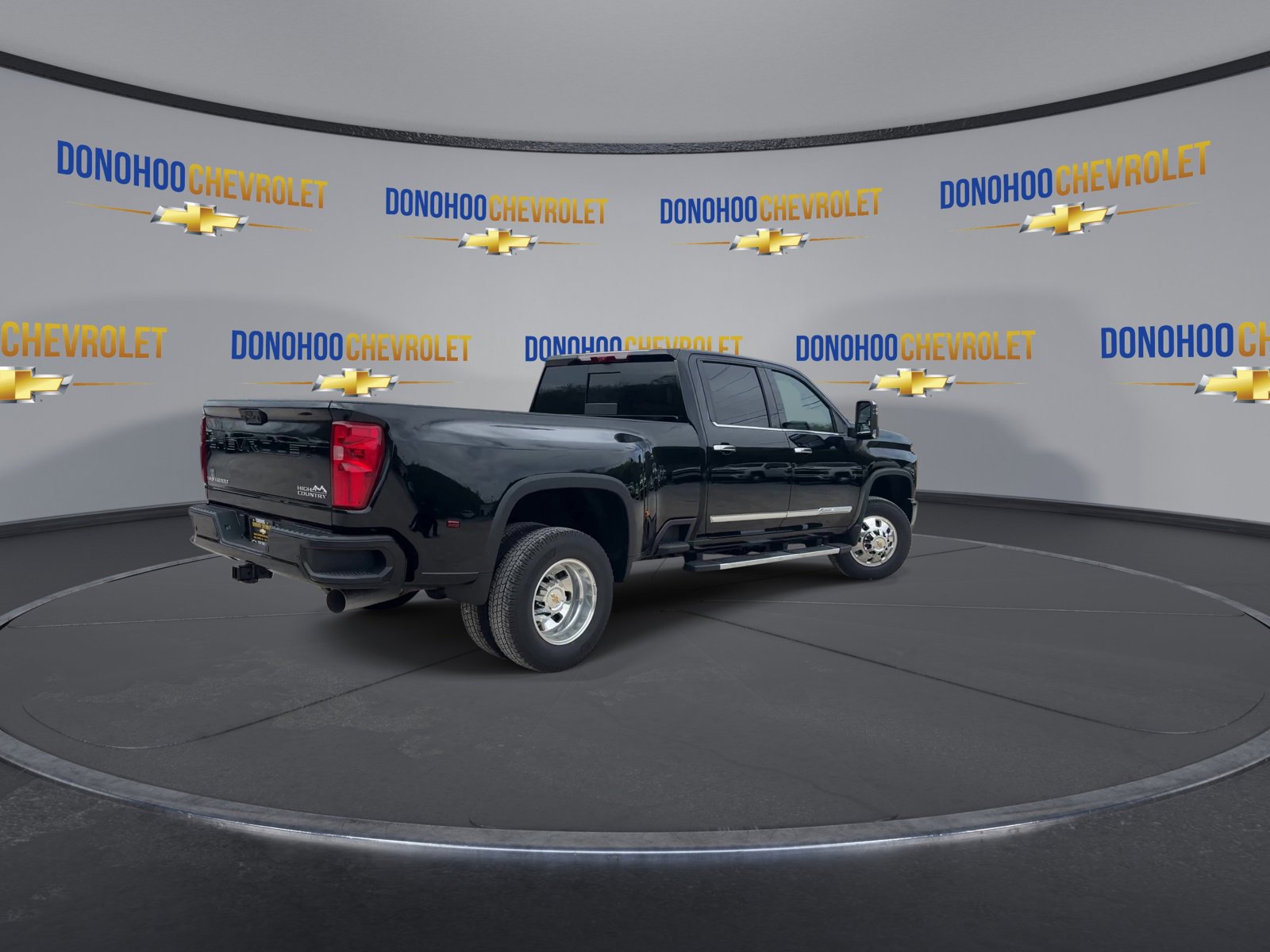 New 2026 Chevrolet Silverado 3500 High Country image 8