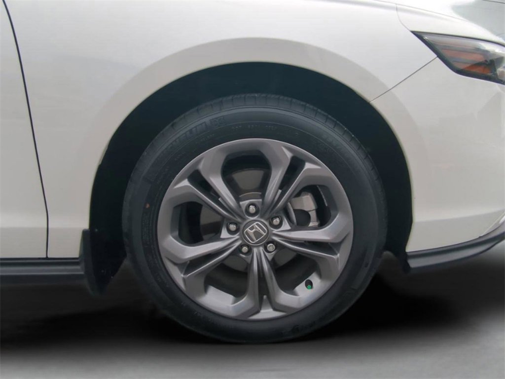 Used 2024 Honda Accord EX image 11