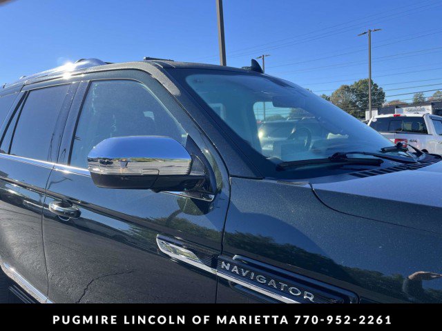 Used 2023 Lincoln Navigator Black Label AWD/4WD image 10