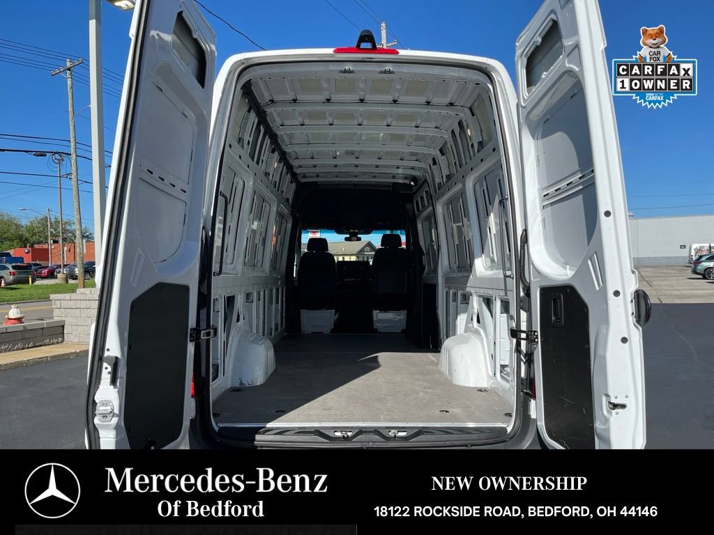Used 2025 Mercedes-Benz Sprinter 2500 image 15