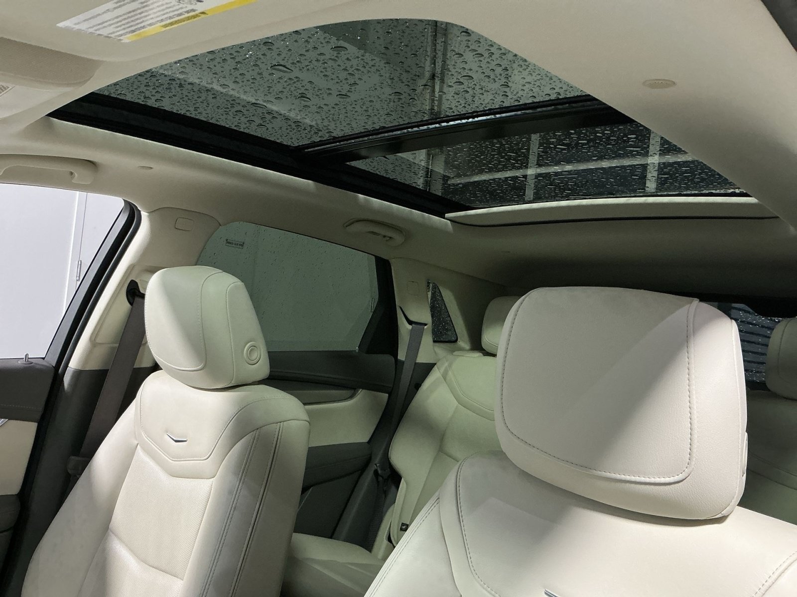 Used 2024 Cadillac XT5 Premium Luxury w/ LPO, Floor Liner Package AWD/4WD image 25