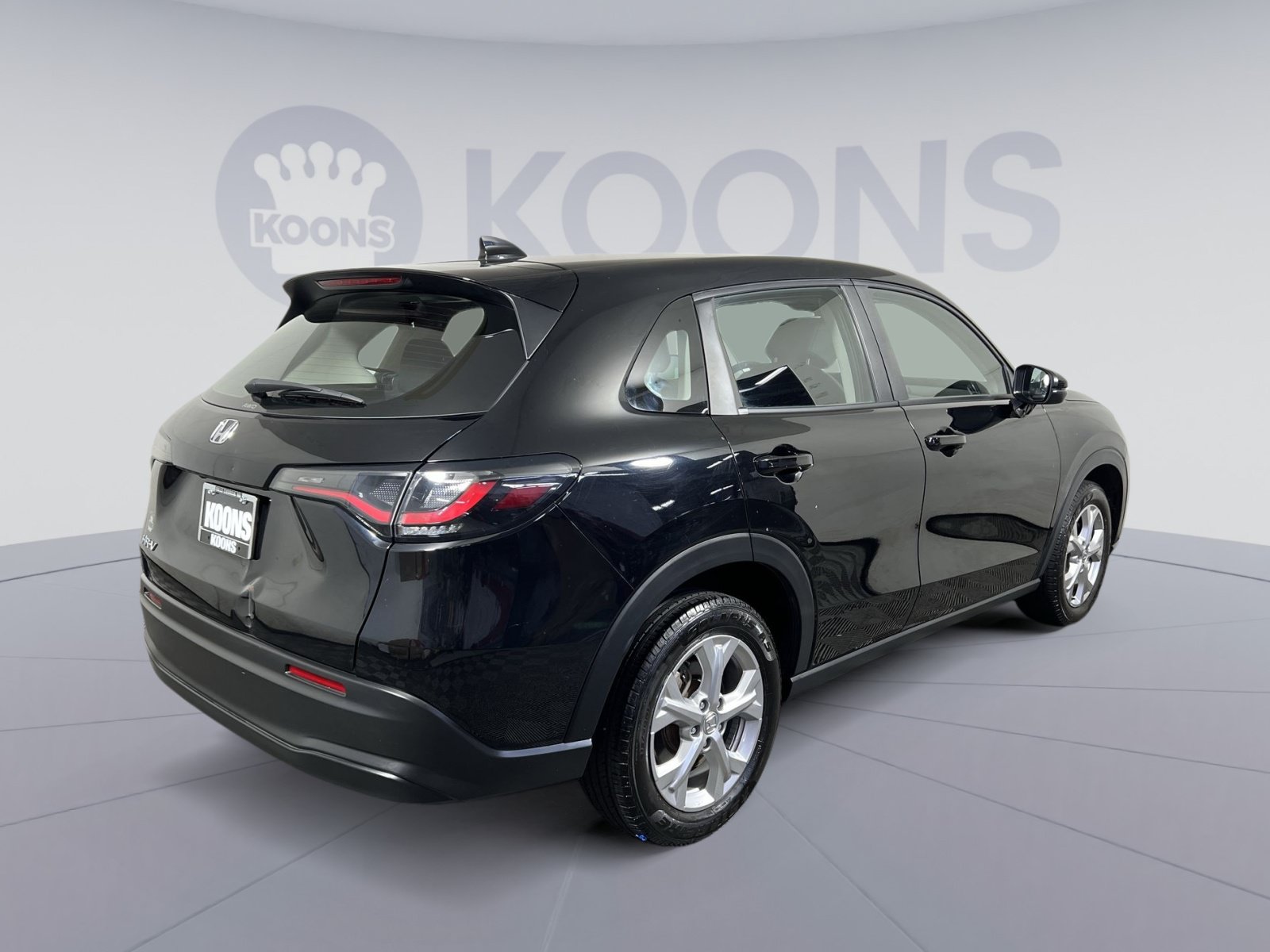 Used 2023 Honda HR-V LX image 11
