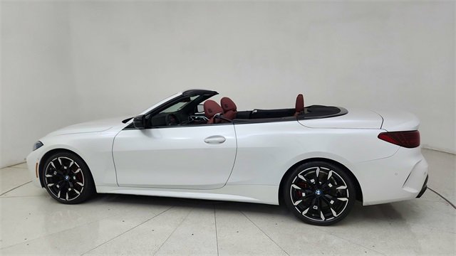 Used 2026 BMW M440i Convertible image 4