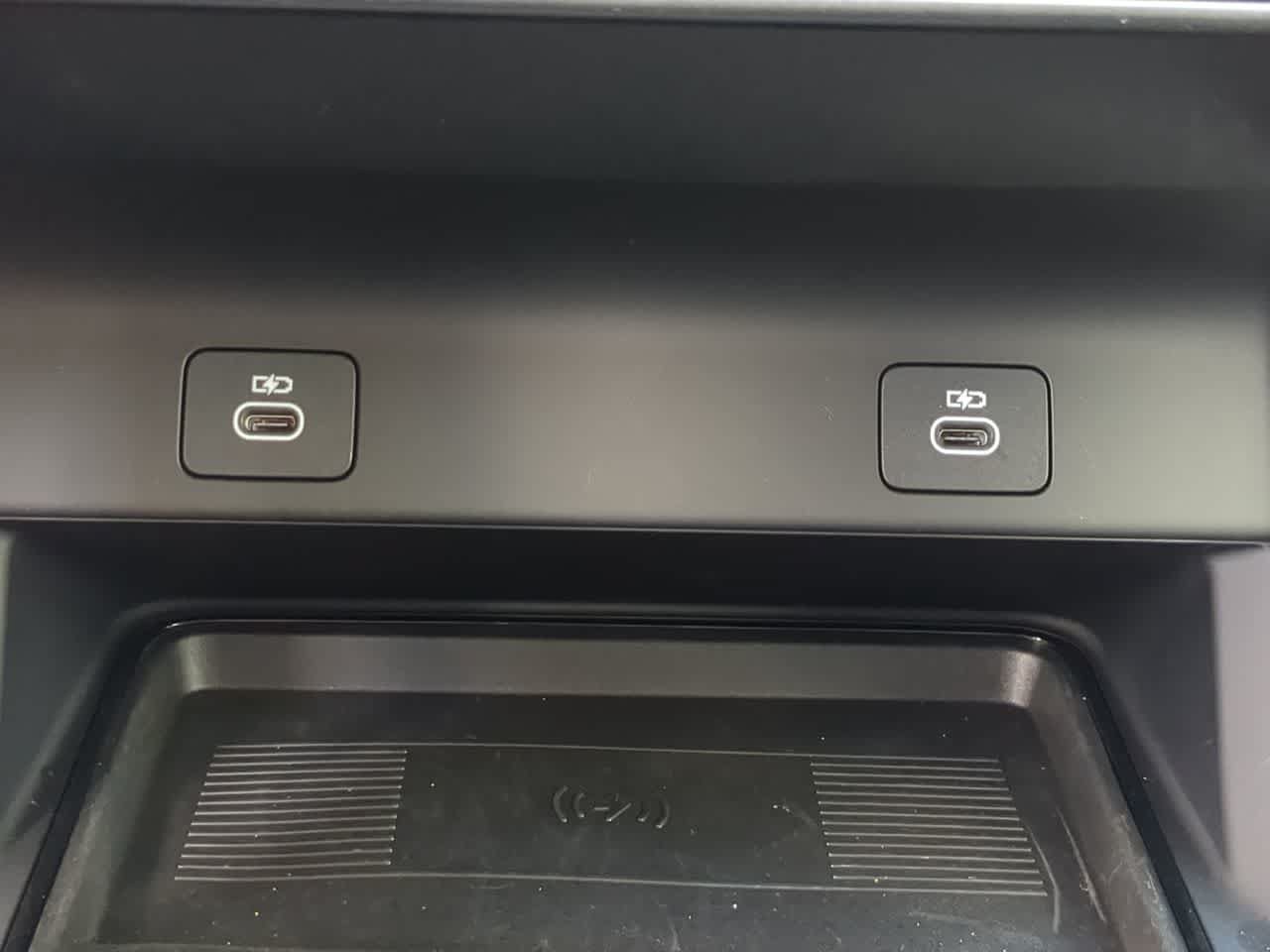 Certified 2025 Land Rover Discovery Sport S AWD/4WD image 34