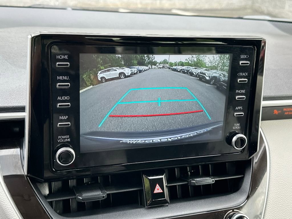 Used 2020 Toyota Corolla LE w/ Carpet Mat Package (TMS) FWD image 23