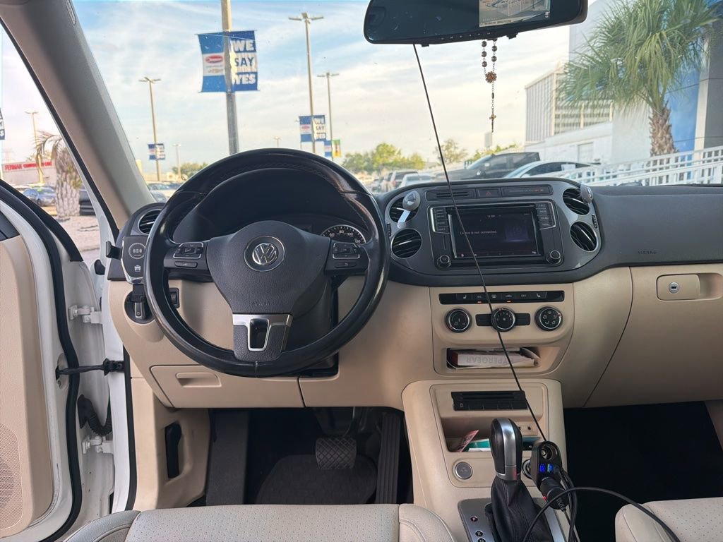 Used 2017 Volkswagen Tiguan S FWD image 13