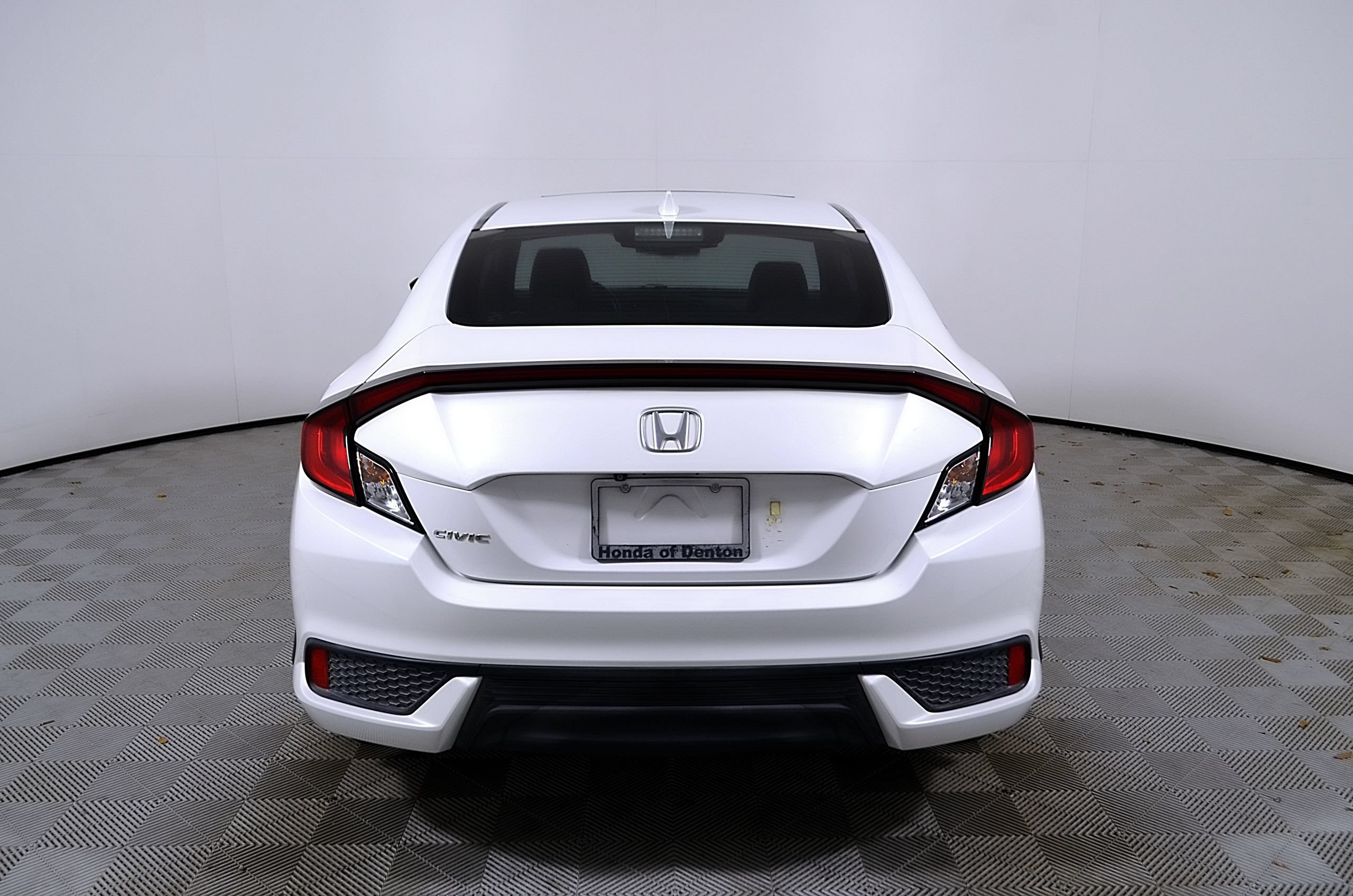 Used 2018 Honda Civic EX-L image 8
