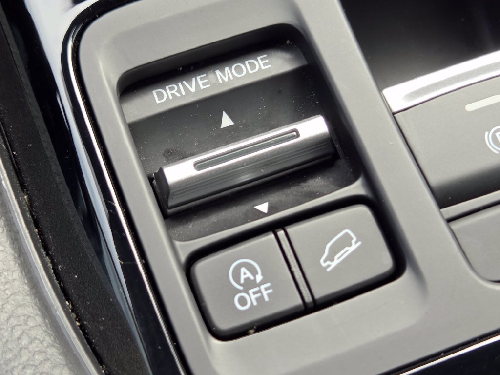 Certified 2026 Honda Pilot Touring image 14