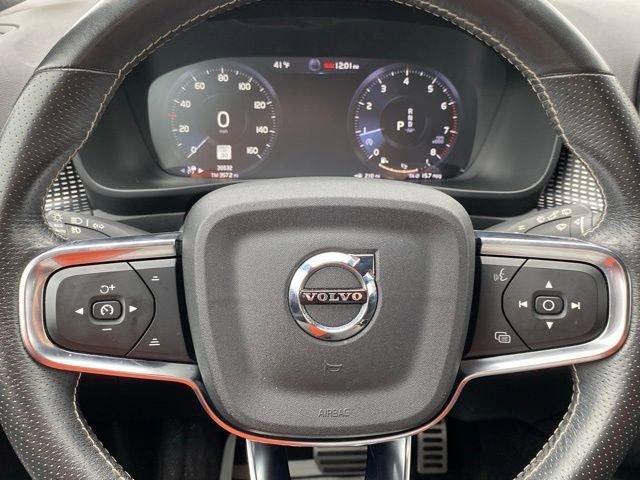 Used 2021 Volvo XC40 T5 R-Design w/ Advanced Package image 44
