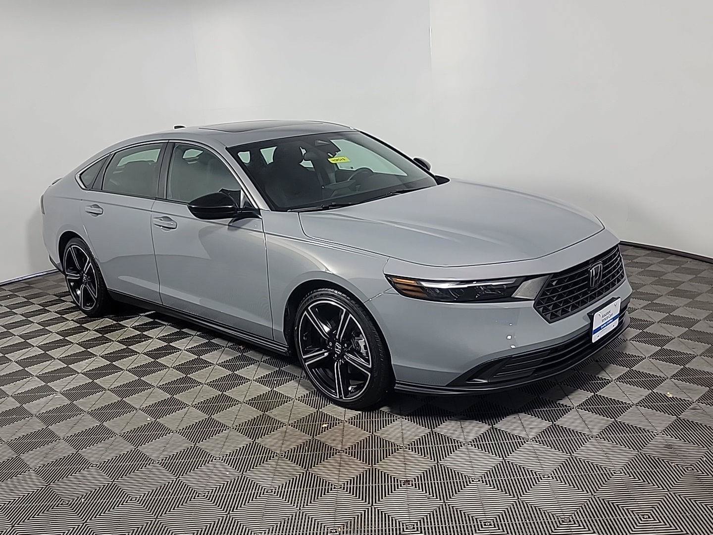 Certified 2025 Honda Accord Sport image 1