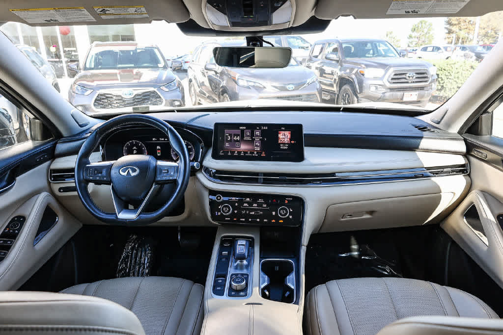 Used 2023 INFINITI QX60 Sensory AWD/4WD image 12