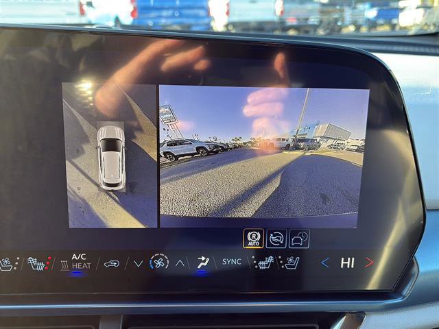 New 2026 Chevrolet Equinox EV LT w/ Convenience Package II image 25