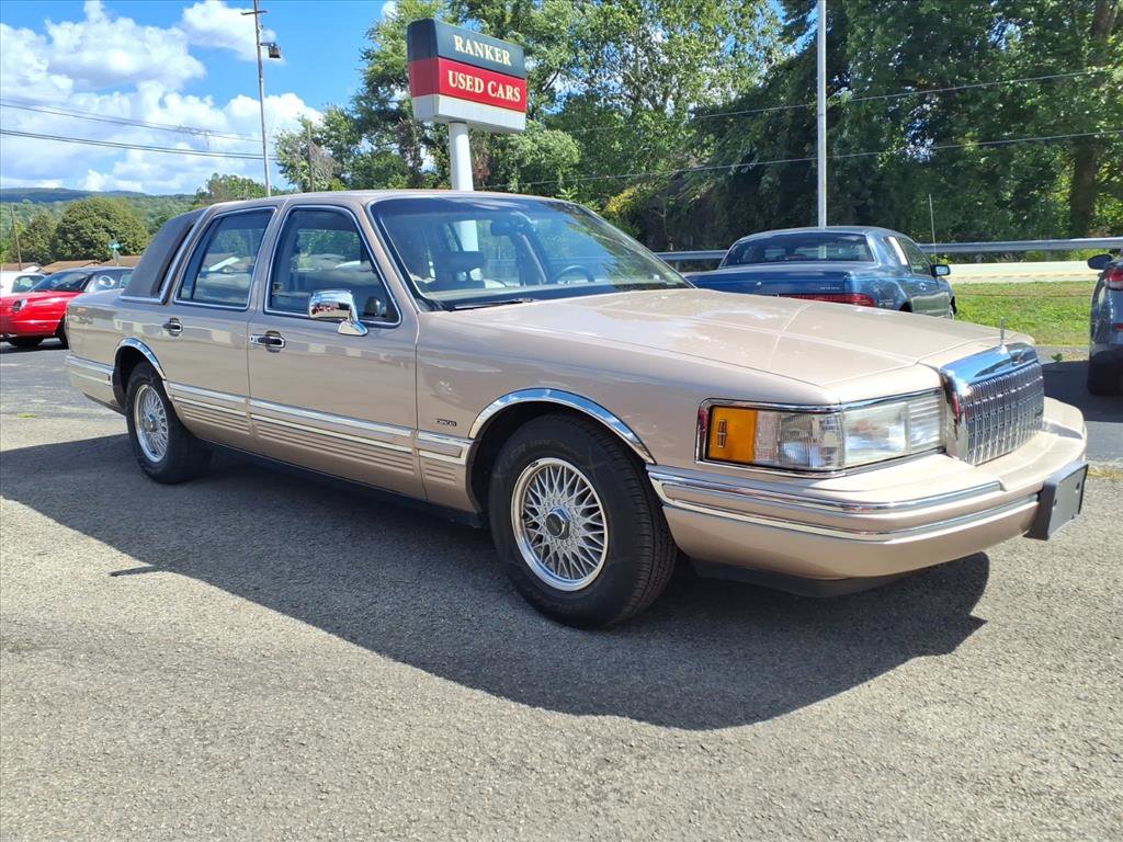 Used 1993 Lincoln Town Car Executive