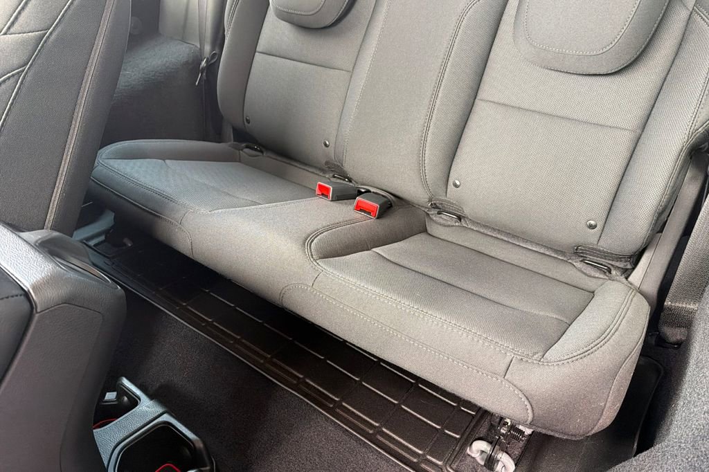 Used 2021 Jeep Wrangler Sport S image 11