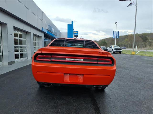 Used 2010 Dodge Challenger R/T RWD image 6