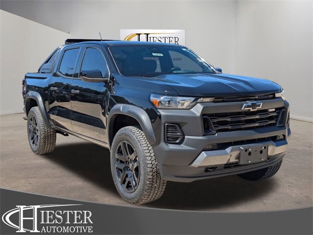 New 2025 Chevrolet Colorado Trail Boss w/ Midnight Edition