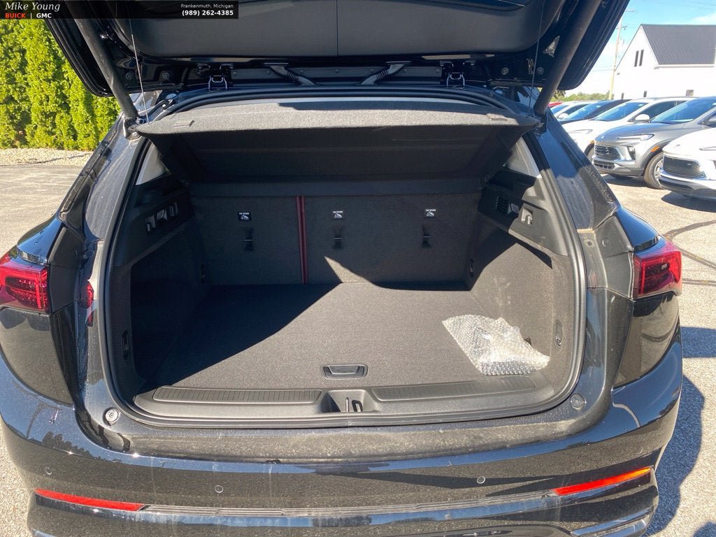New 2026 Buick Envision Sport Touring AWD/4WD image 5