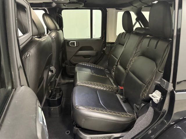 Used 2021 Jeep Wrangler Unlimited Sahara image 35